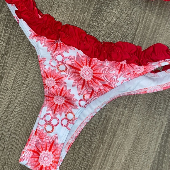 COASTAL CUTIE - BRAZILIAN BIKINI SET - Picture 7 of 15